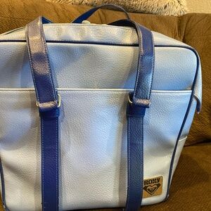 Roxy Vintage Women's Travel Bag in Light and Dark Blue